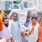भाजपा एससी मोर्चा ने प्रदेशभर में, राहुल गांधी का पुतला दहन कर किया जबरदस्त प्रदर्शन।