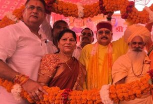 महाराज ने बाढ़ नियंत्रण के संबंध में अधिकारियों से की विस्तृत चर्चा।