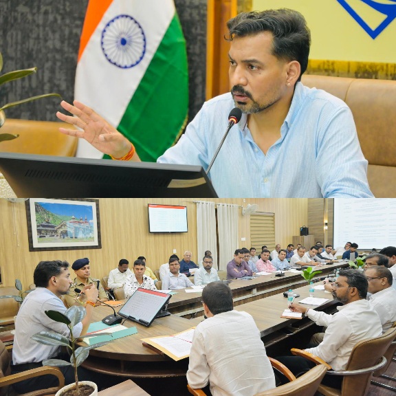 रोड़ कटिंग पर डीएम की सख्ती, कार्य पूर्ण कर तत्काल सड़क रिस्टोरेशन के निर्देश, कार्यदायी संस्थाओं की जिम्मेदारी तय।