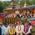 धर्मस्व मंत्री सतपाल महाराज पहुंचे सिरमौर के शिलाई पश्मी गांव, छत्रधारी चालदा महासू महाराज के दर्शन कर पूजा अर्चना की।