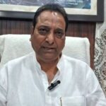 छापे में काला धन मिलना बताता है, कांग्रेस का हाथ हमेशा भ्रष्टाचारियों के साथ, विनोद चमोली। 