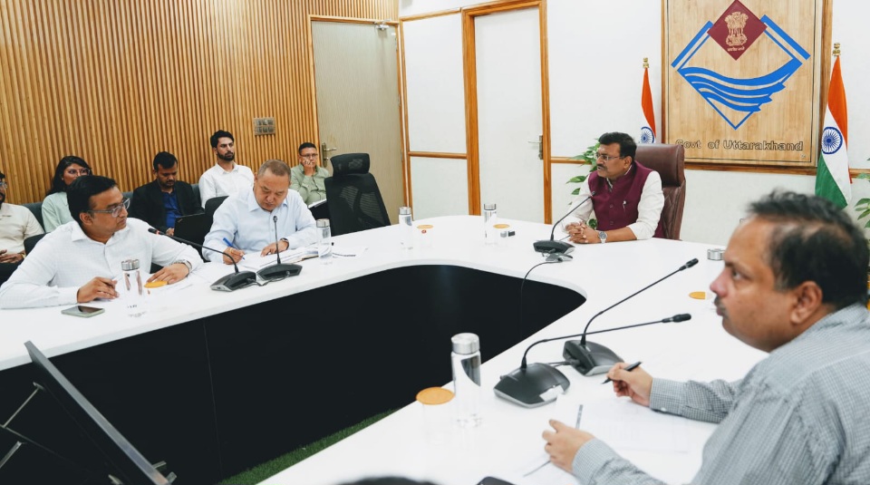 मुख्य सचिव ने की प्रदेश में रोपवे परियोजनाओं की समीक्षा, रोपवे परियोजनाओं में तेजी लाने के दिए निर्देश।