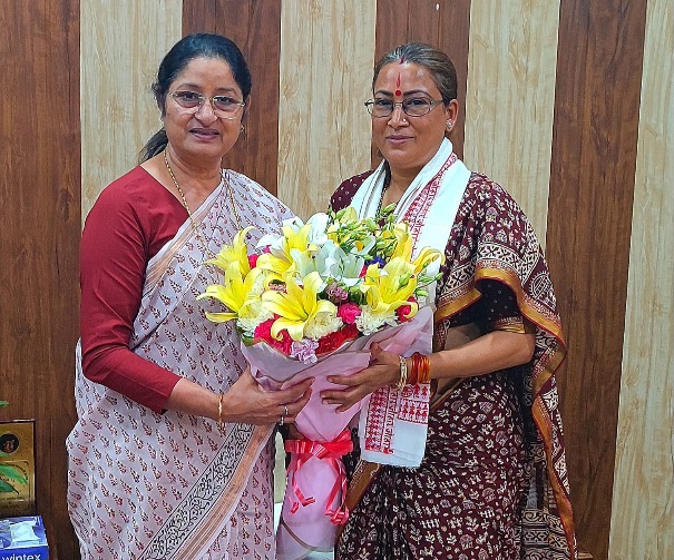 कैबिनेट मंत्री रेखा आर्या ने नई दिल्ली में, केंद्रीय महिला एवं बाल विकास मंत्री से की शिष्टाचार भेंट।