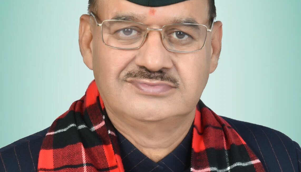 चार वीर शहीदों की स्मृति में शहीद स्मारक एवं शहीद द्वार निर्माण को स्वीकृति, सैनिक कल्याण मंत्री ने सीएम धामी का जताया आभार।