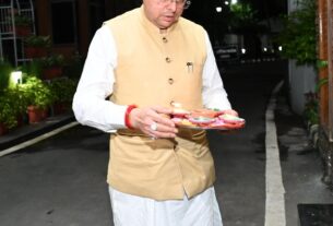 प्रधानमंत्री नरेंद्र मोदी के जन्मदिवस पर, मुख्यमंत्री धामी ने जलाया ‘आशीर्वाद का दीया।