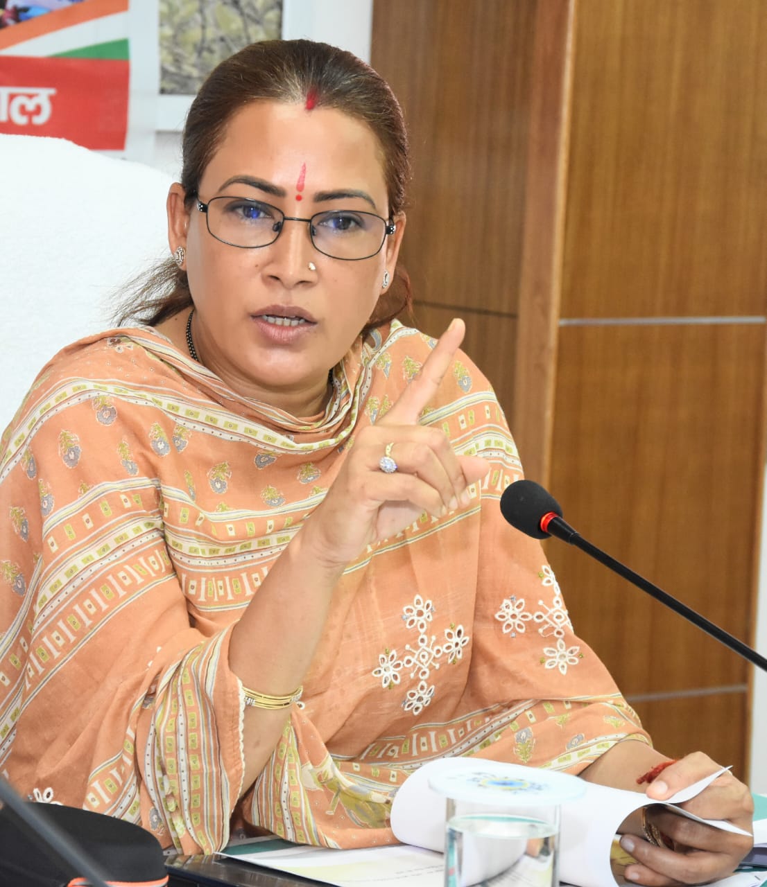 टिहरी के 2017 आंगनबाड़ी केंद्रों में होगा “आंगन का मिलन कार्यक्रम, सफल आयोजन को लेकर मंत्री रेखा आर्या ने दिए दिशा निर्देश।
