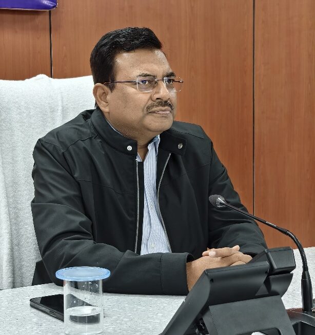 24×7 अलर्ट मोड पर रहें अधिकारी, राज्य के नागरिकों की सुरक्षा सर्वोच्च प्राथमिकता, मुख्य सचिव।