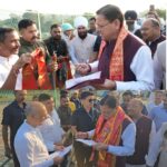 मुख्यमंत्री धामी ने खटीमा में सुनीं जनसमस्याएं, अधिकारियों को दिए त्वरित एवं प्रभावी निस्तारण के निर्देश।