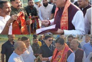 मुख्यमंत्री धामी ने खटीमा में सुनीं जनसमस्याएं, अधिकारियों को दिए त्वरित एवं प्रभावी निस्तारण के निर्देश।