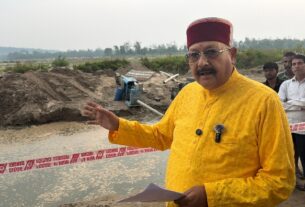 महाराज ने किया शारदा कॉरिडोर, नायकखेड़ा के कार्यों का स्थलीय निरीक्षण।