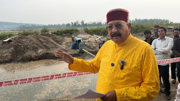 महाराज ने किया शारदा कॉरिडोर, नायकखेड़ा के कार्यों का स्थलीय निरीक्षण।