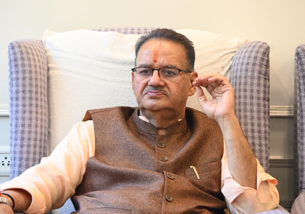 एक माह के भीतर उद्यान विभाग को मिलेंगे 415 माली, कृषि मंत्री गणेश जोशी ने आवश्यक औपचारिकताएं शीघ्र पूरी करने के दिए निर्देश।