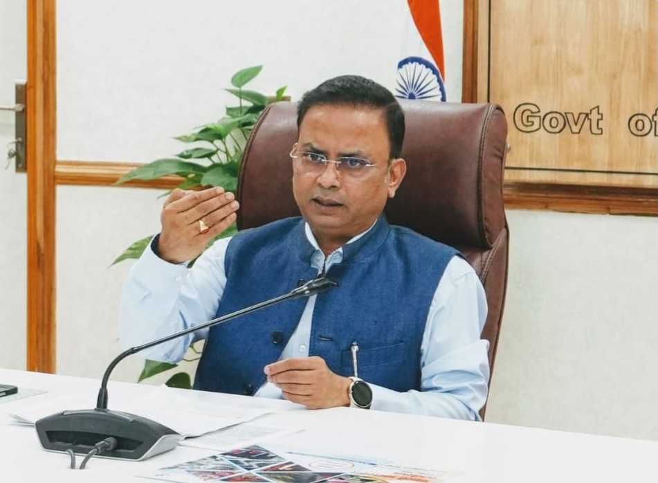 प्रमुख सचिव ने तृतीय प्रवासी उत्तराखण्डी दिवस सम्मेलन के आयोजन के सम्बन्ध में ली बैठक।