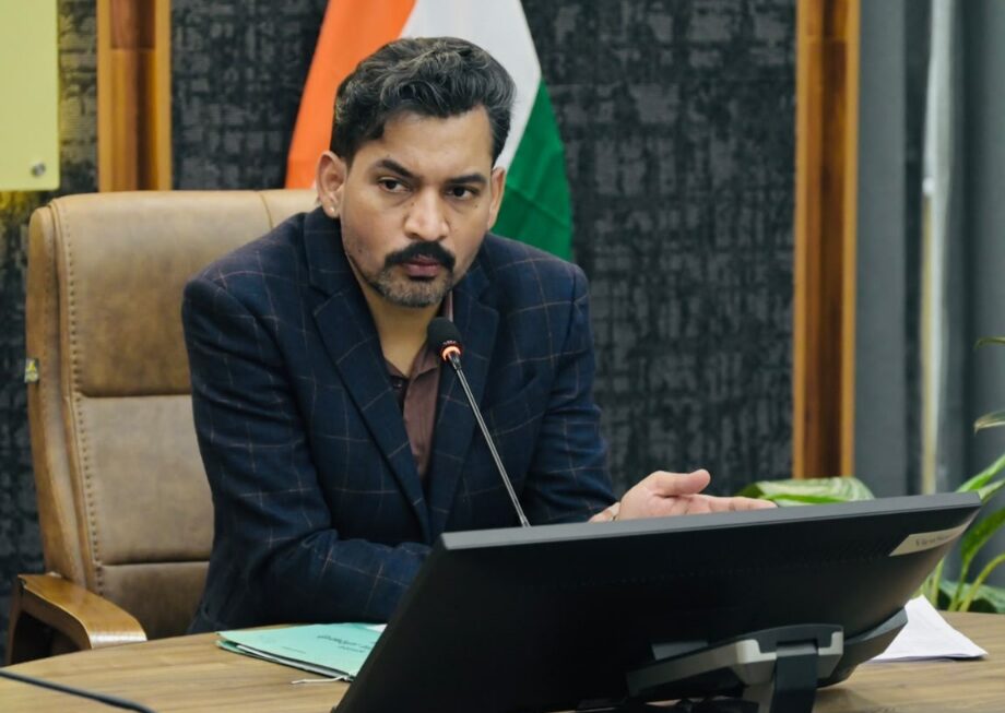 राज्य स्थापना दिवस पर देहरादून में होंगे भव्य आयोजन, विकास के 25 वर्षों पर केंद्रित होंगी गतिविधियां।