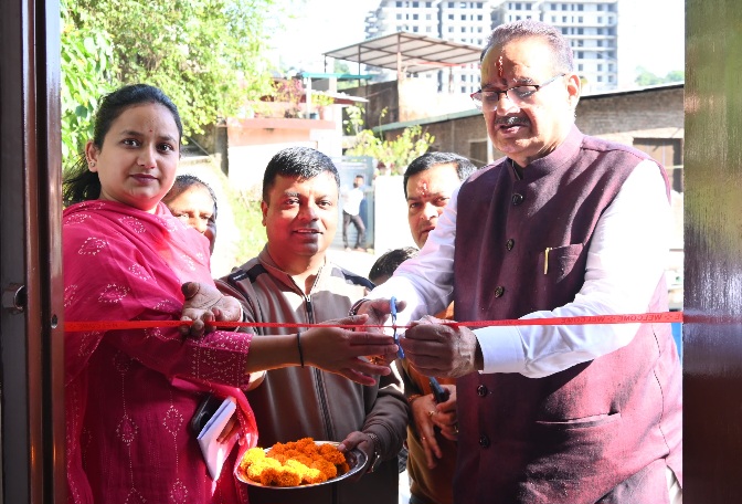 कैबिनेट मंत्री गणेश जोशी ने, वार्ड 04 राजपुर में विकास योजनाओं का किया लोकार्पण।