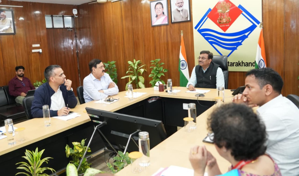 मुख्य सचिव ने ली व्यय वित्त समिति की बैठक, पुरानी व बार बार खराब हो रही 108 एम्बुलेंस वाहनों को, तत्काल बदलने के दिए निर्देश। 