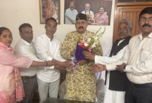 जयानंद भारती के भवन निर्माण हेतु, 40 लाख की धनराशि स्वीकृत कराने पर, सतपाल महाराज का जताया आभार।