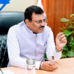 अस्पतालों के लिए दक्ष और विशेषज्ञ मेडिकल मानव संसाधन की उपलब्धता पर जोर, मुख्य सचिव आनंद बर्द्धन।