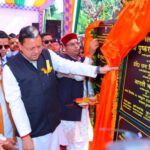 मुख्यमंत्री के स्वागत को सड़कों पर उमड़ा जनसैलाब, श्रीनगर को करोड़ों के विकास कार्यों की दी सौगात।